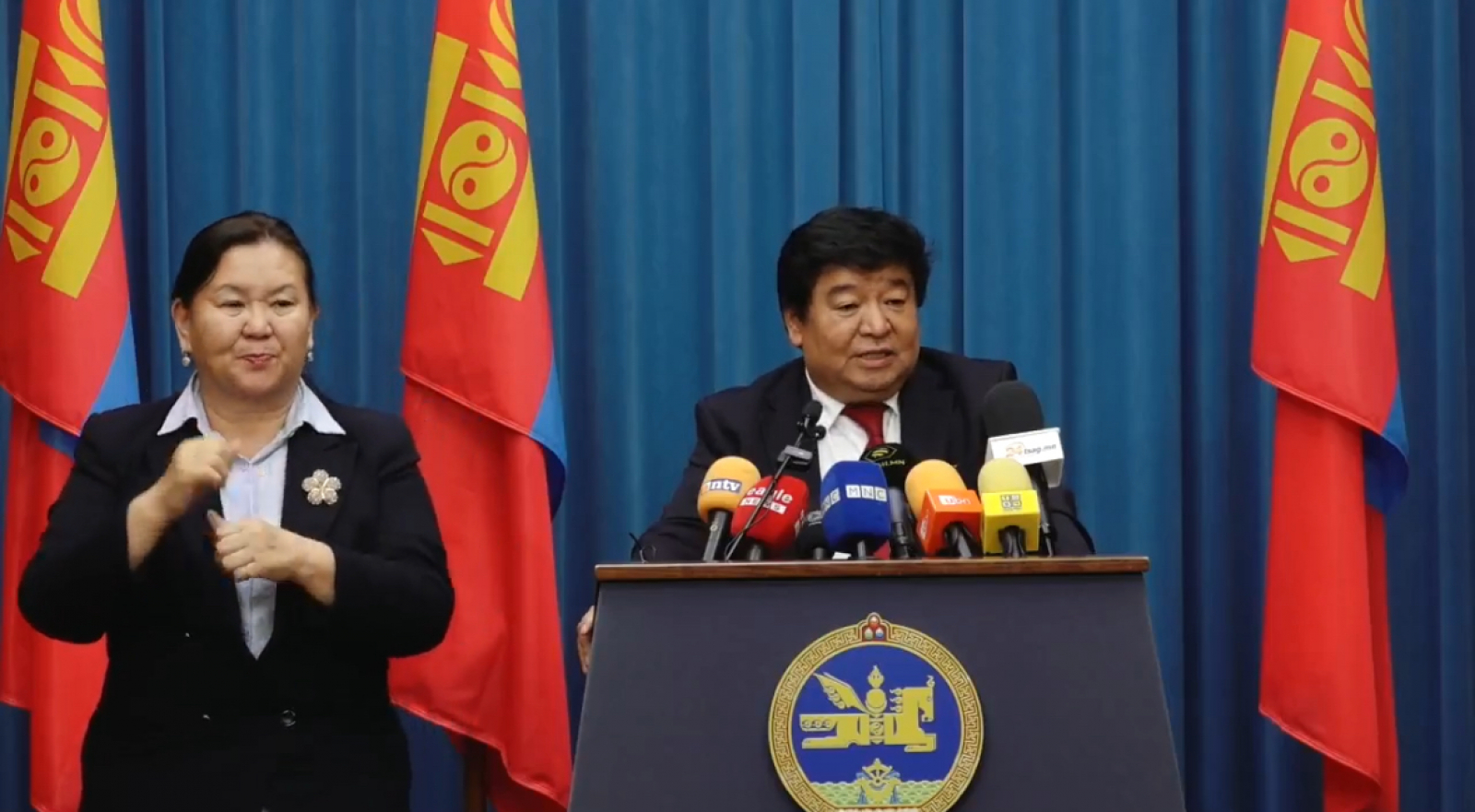 Б.Цэнгэл: Төрийн өмчит компанийн захирлуудын сарын цалин хамгийн өндөр нь 30 сая төгрөг байна