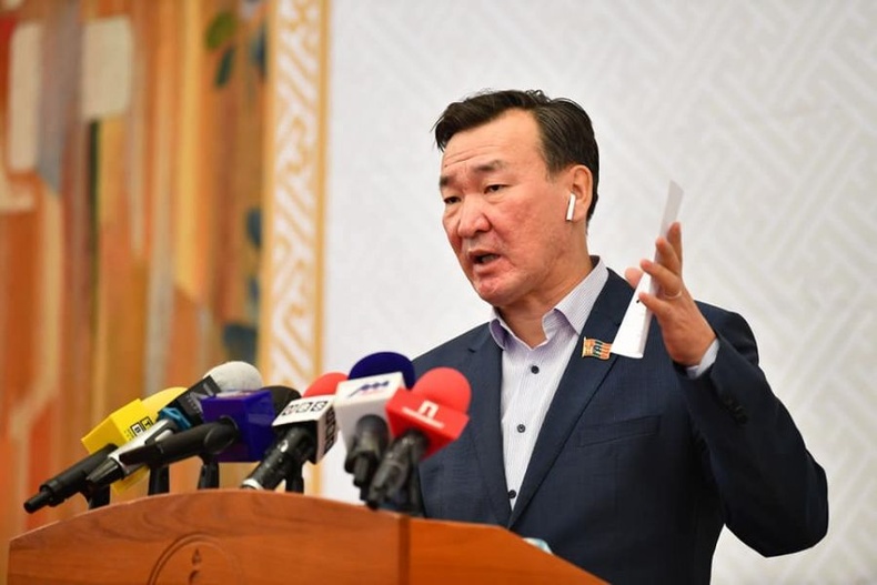 УИХ-ын гишүүн С.Ганбаатарыг “МДТоф” ХХК-ийнхнаас хахууль авсан хэмээн буруутгаж байна