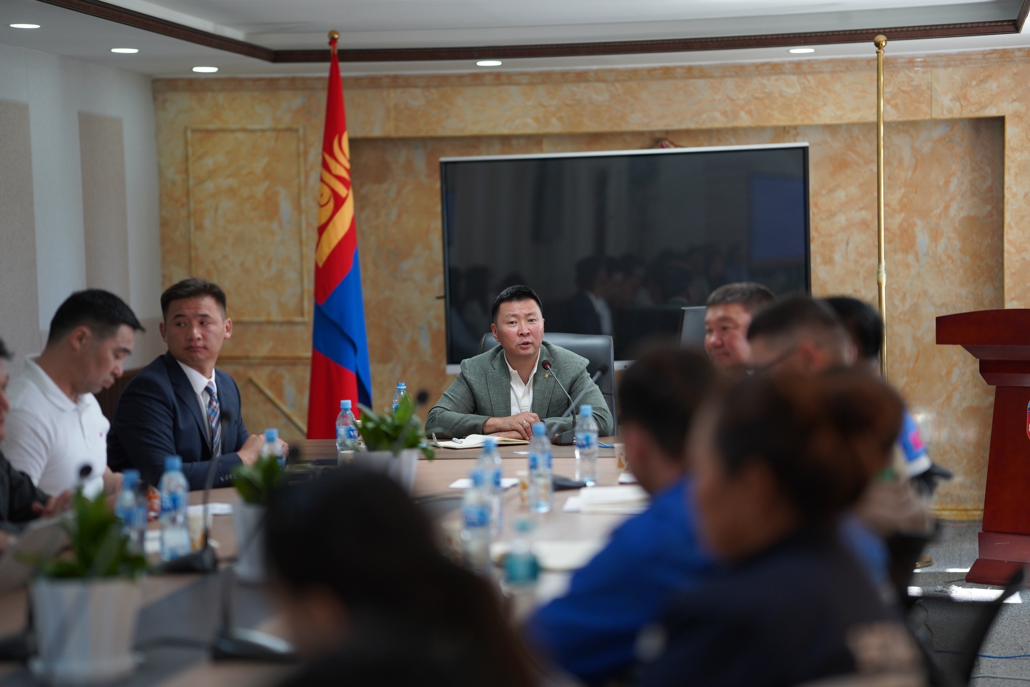 Э.Бат-Амгалан сайд Говь-Сүмбэр аймгийн өвөлжилтийн бэлтгэл ажилд "санаа тавив"