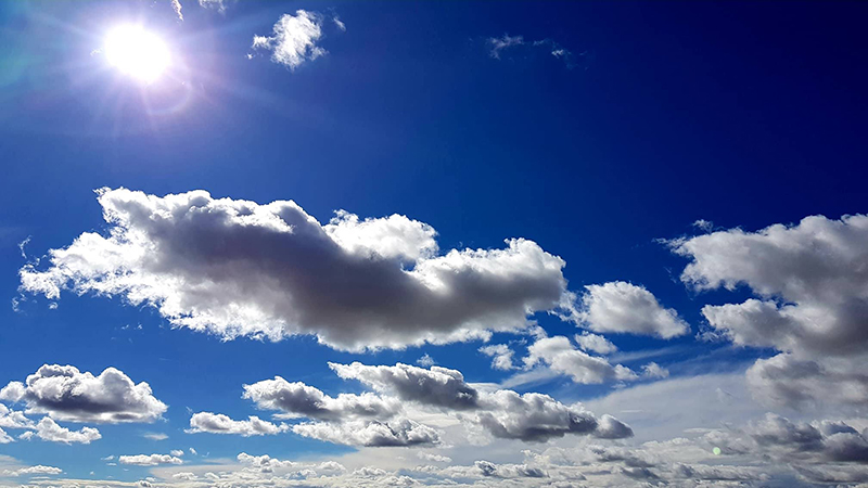 Нийслэл хотод бороо орохгүй. 26 хэм дулаан байна