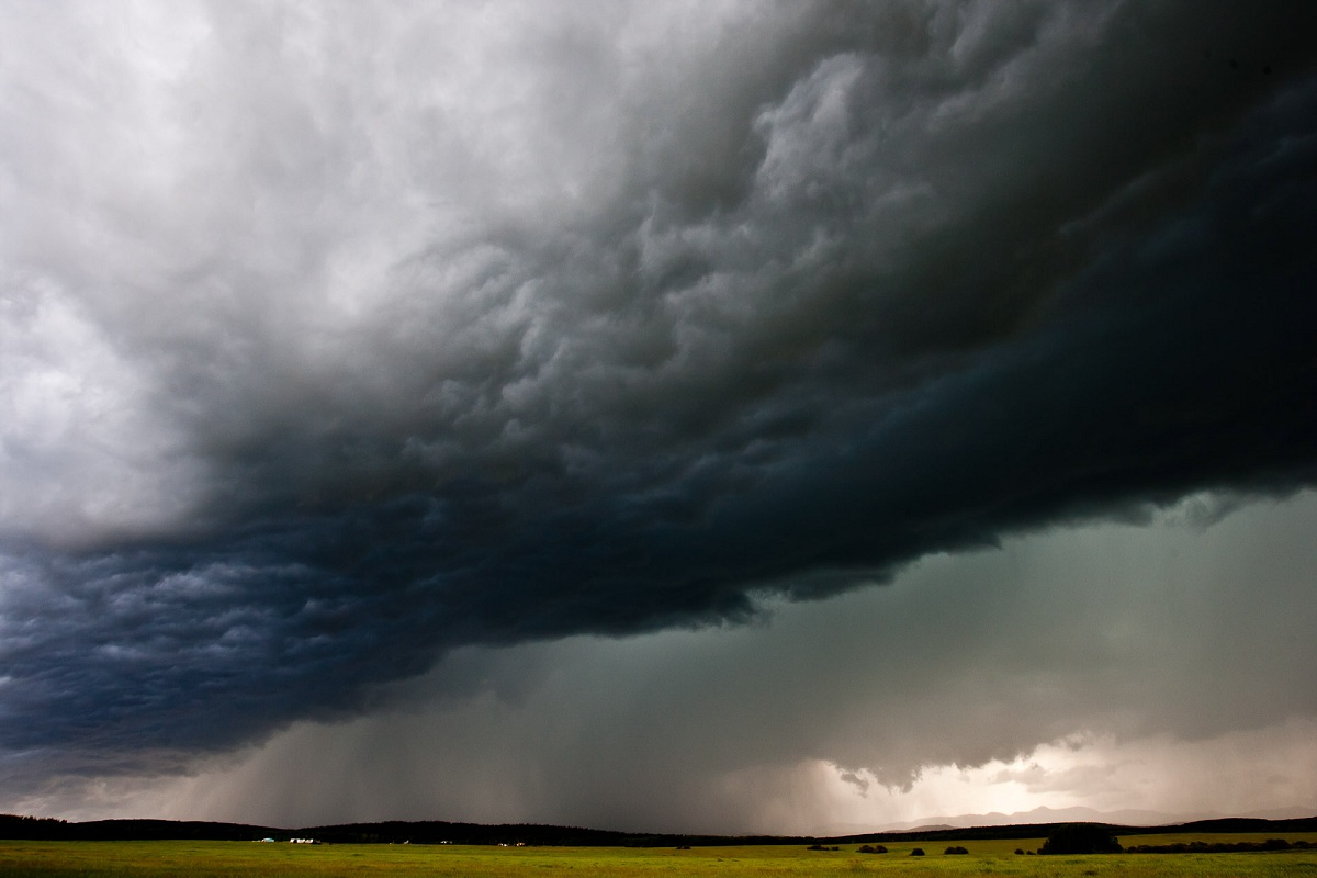 Маргааш Улаанбаатар хотод их хэмжээний бороо орж, аюултай үзэгдлийн хэмжээнд хүрэхийг анхааруулж байна
