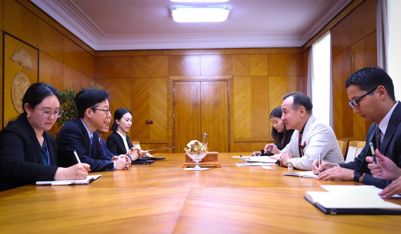 ХЗБХ-ны дарга Д.Цогтбаатар БНСУ-ын ГХЯ-ны Тэргүүн дэд сайдыг хүлээн авч уулзав