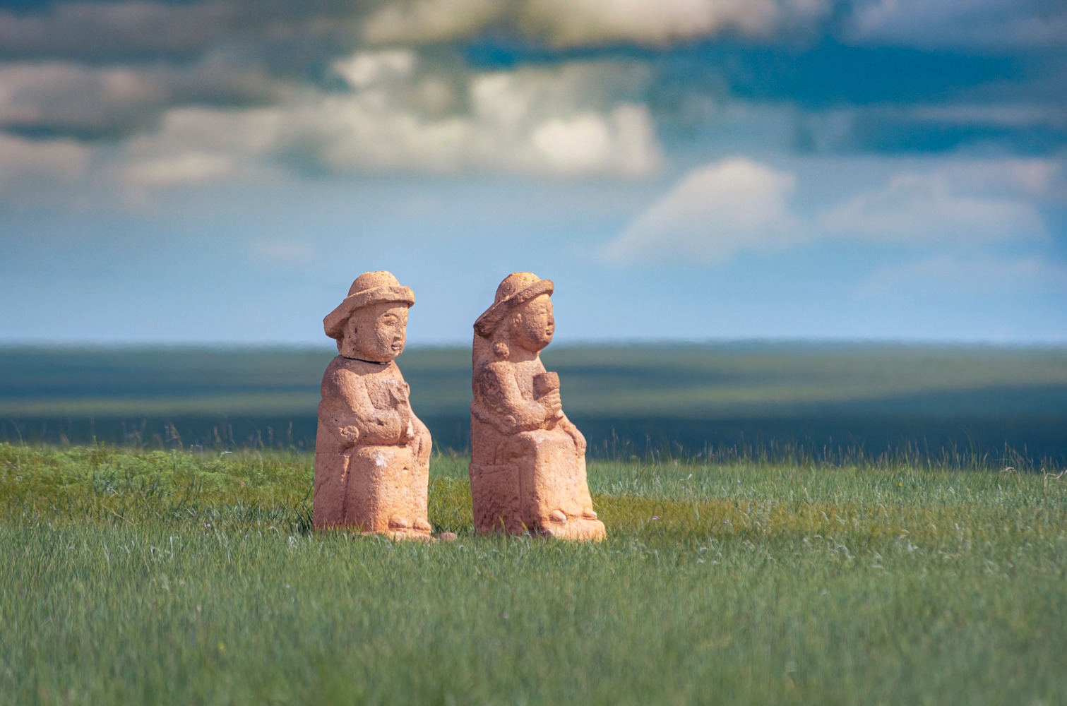 Алтай, Хангай, Хөвсгөлийн уулархаг нутгаар бороо орж, сэрүүснэ