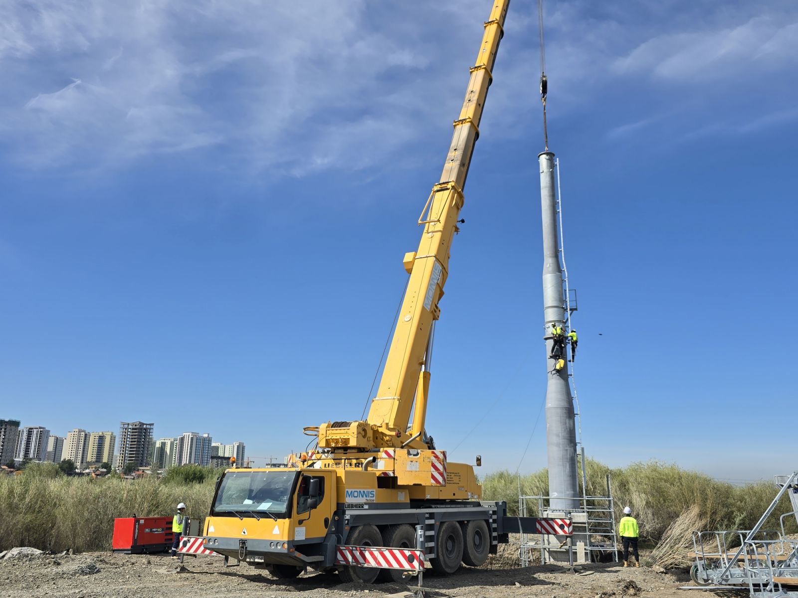 Дүүжин замын тээврийн үндсэн бүтцийн хамгийн чухал хэсэг тулгуур баганыг суурилуулж эхэллээ