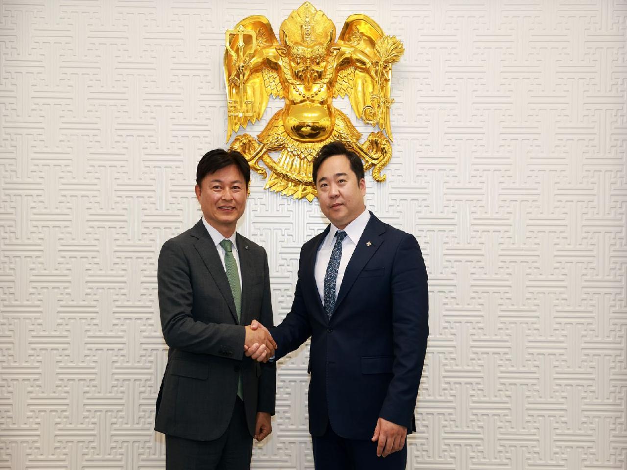 Авто замын түгжрэл, сүлжээ болон гамшгийн эрсдэлийг бууруулах талаар санал солилцжээ