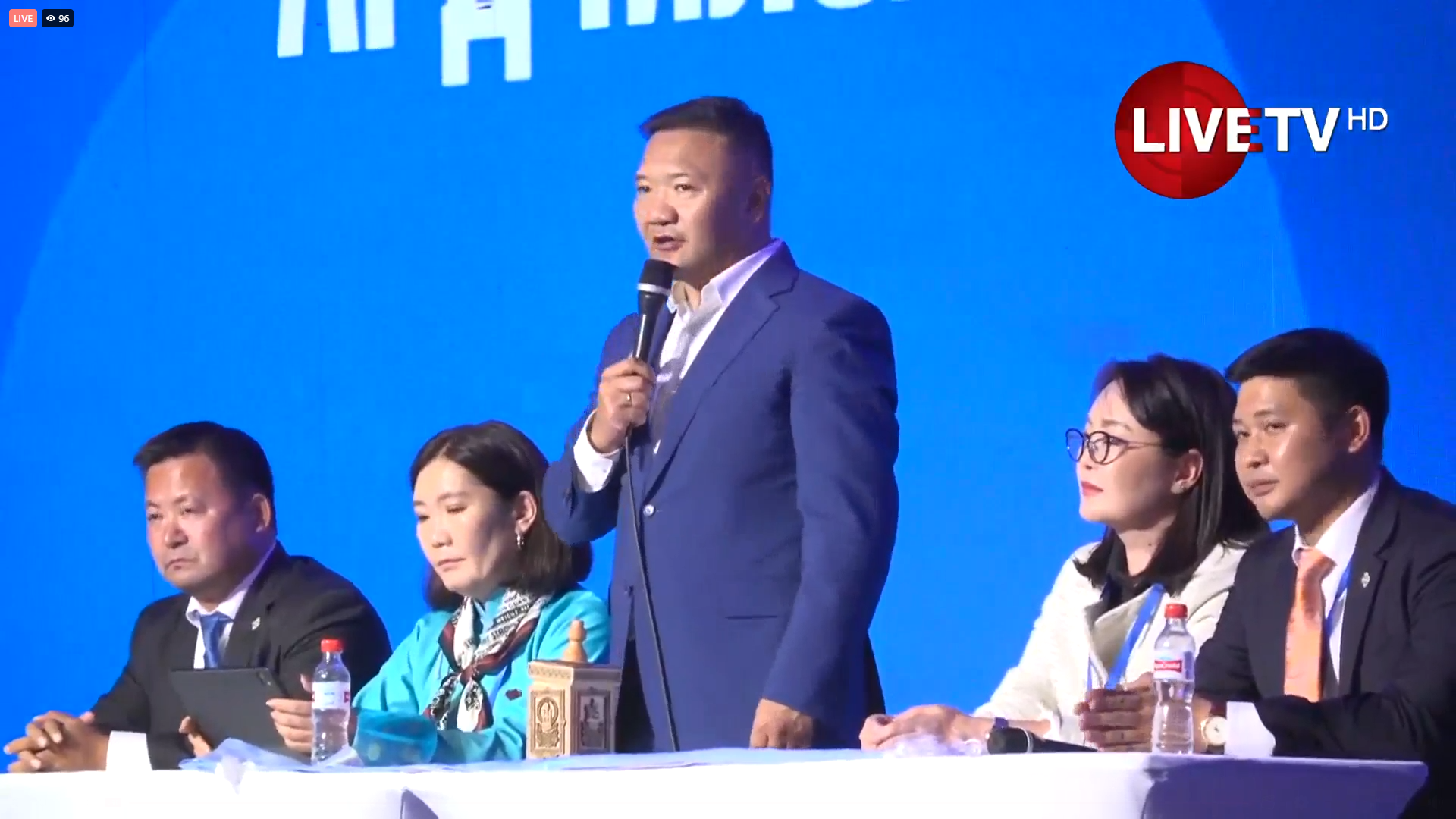 🔴LIVE: Ардчилсан намын ээлжит бус их хурлаар намын дарга О.Цогтгэрэлийг батламжилж байна