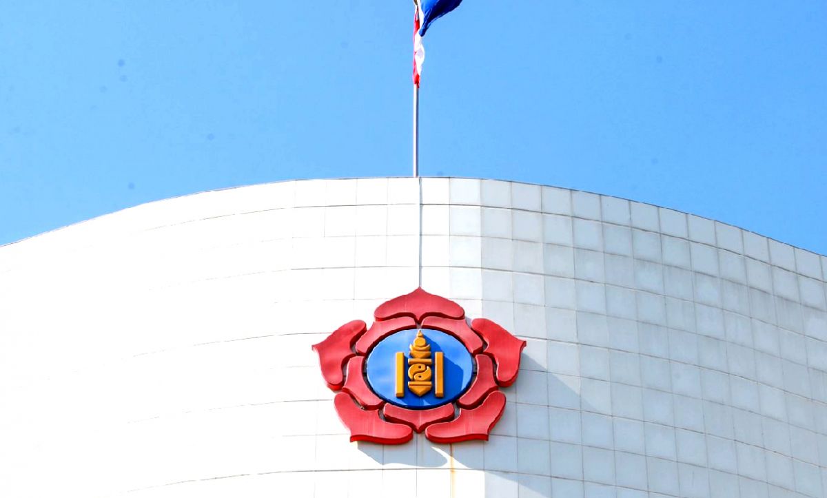 МАН найтааж Монгол ханиажээ, хатгаа болчих вий?!