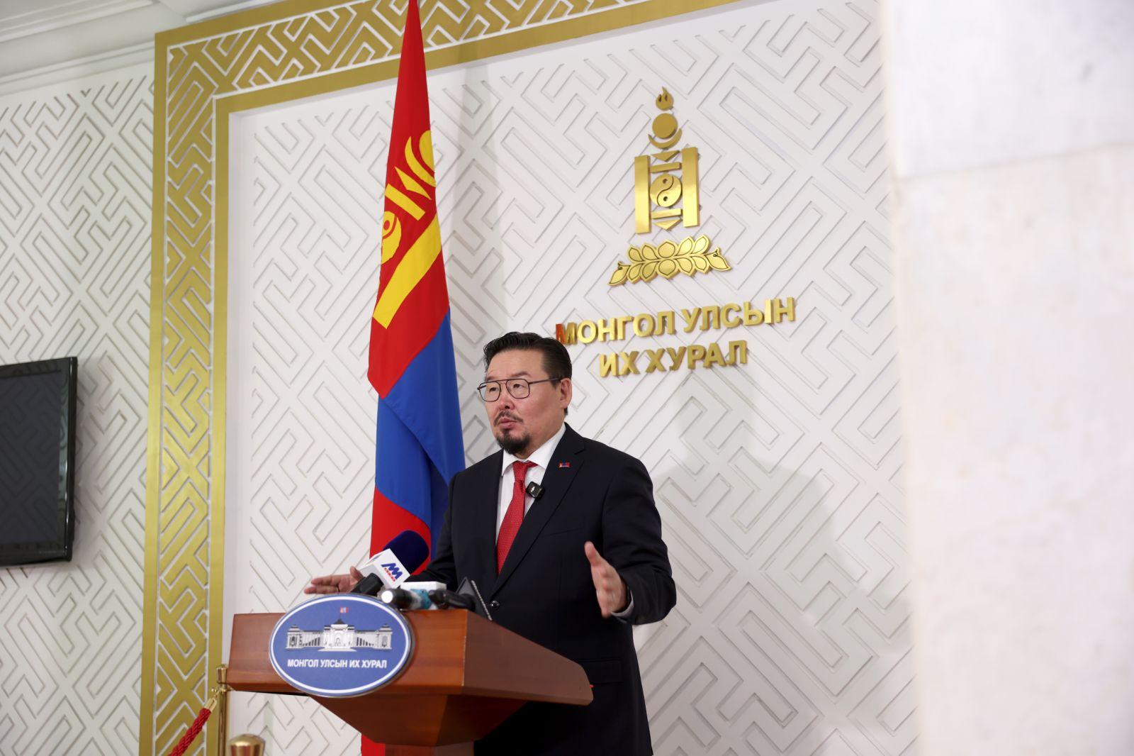 Нийгмийн даатгалын болон халамжийн тэтгэврийг зургаан хувиар нэмэгдүүлэхэд 378 тэрбум төгрөг нэмж хуваарилна