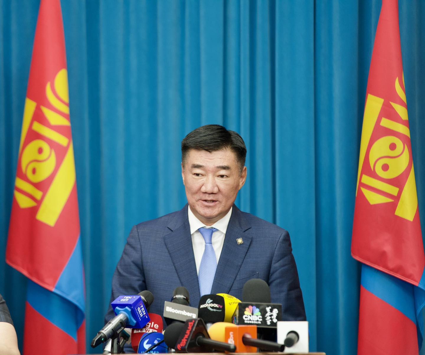 С.Бямбацогт: Төрийн өмчит компанийн захирлуудын өндөр цалинг тогтмолжуулж, УИХ-ын гишүүн, сайдуудын цалинтай дүйцүүлнэ