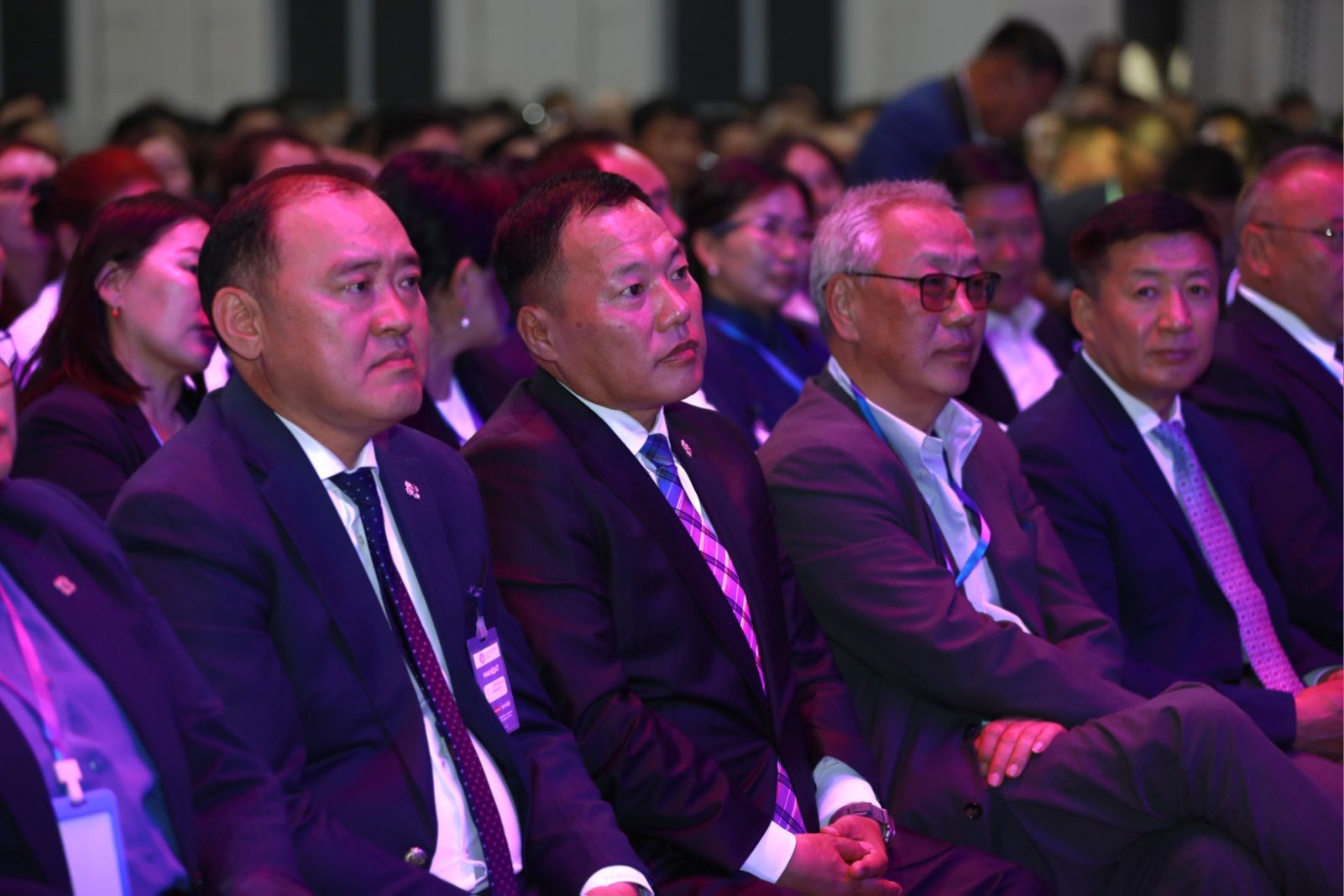 Лу.Гантөмөр Ерөнхийлөгчид нэр дэвших үү?