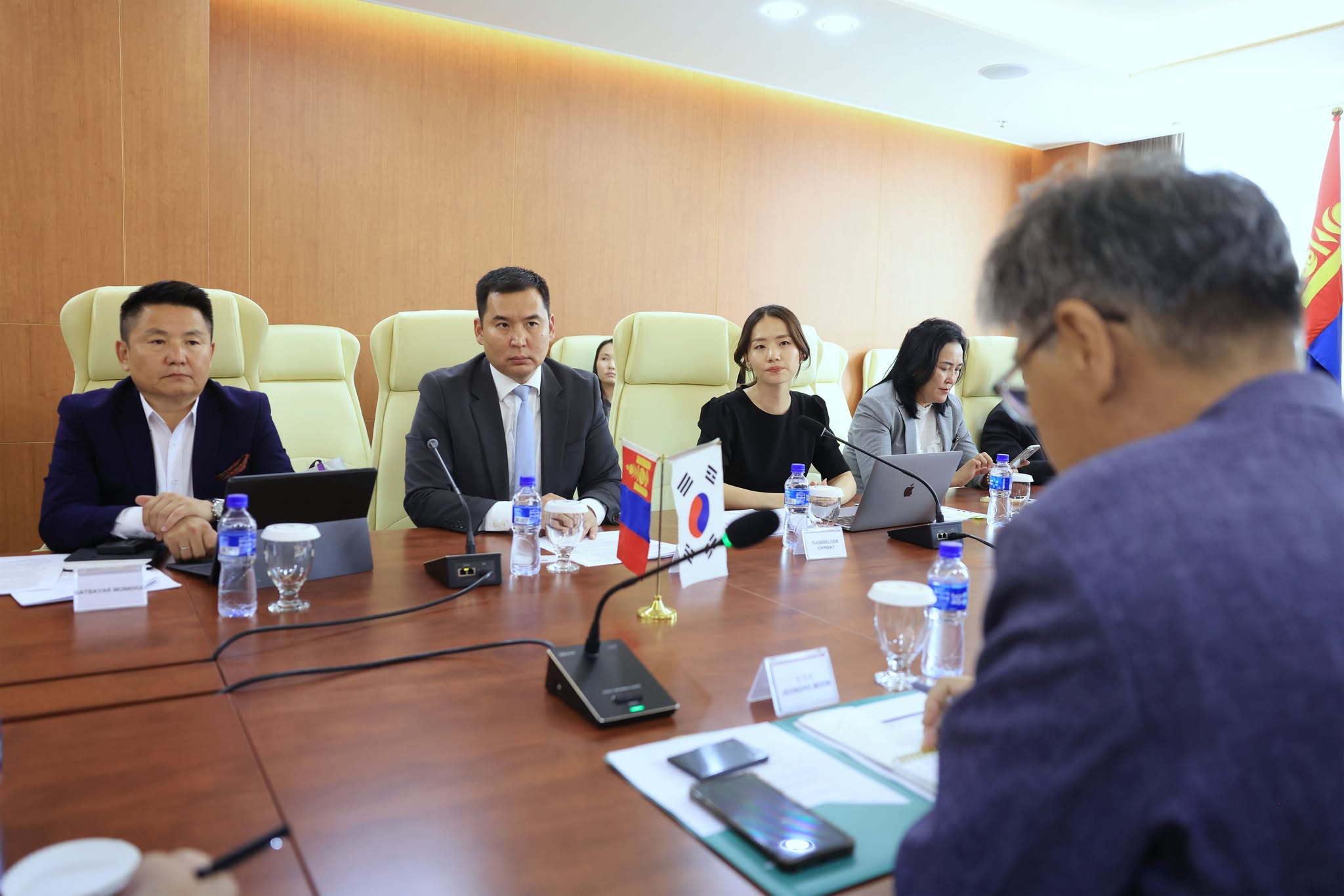 Хүннү хотын төлөвлөлтийн талаар БНСУ-ын талтай санал солилцжээ