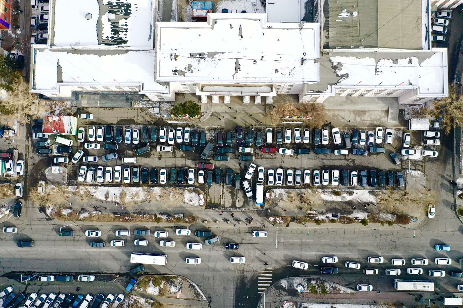 Улсын дугааргүй замын хөдөлгөөнд зорчсон 72 зөрчил илрүүлжээ