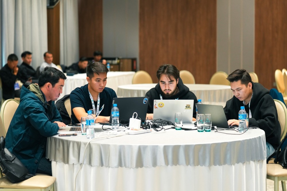 26 орны 200 гаруй төлөөлөгчид кибер халдлагыг илрүүлэх сорилтоор өрсөлджээ