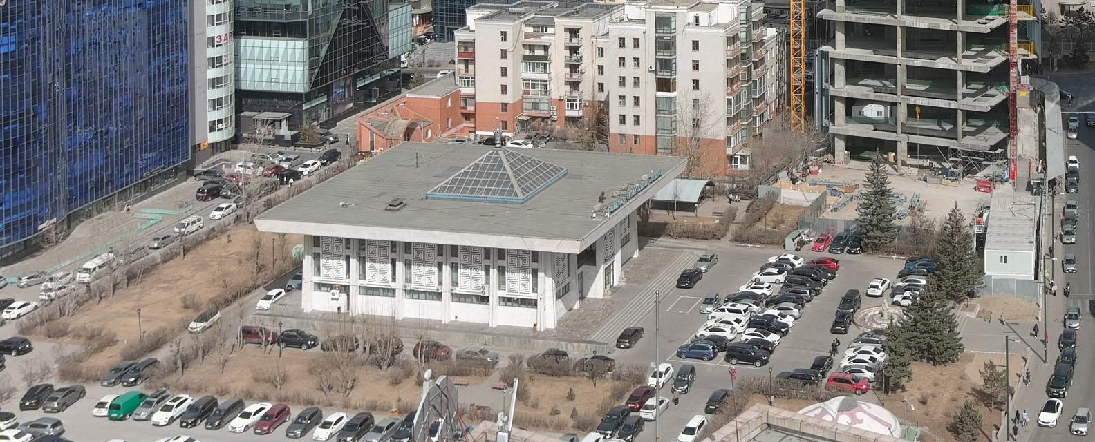 Гэрлэх ёслолын ордны гадна талбай болон дотор засварыг үе шаттайгаар хийж байна