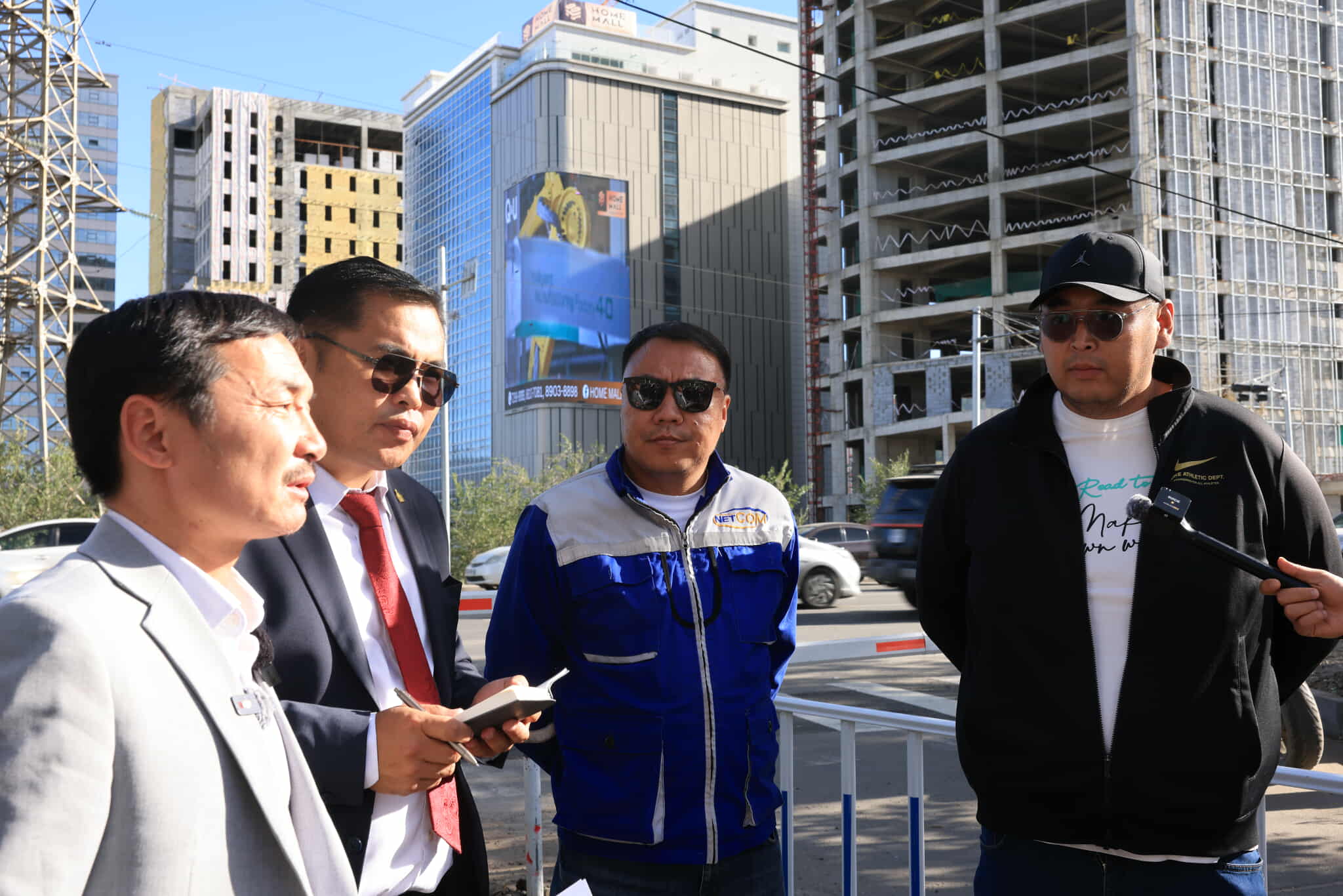 Олимп, Их Монголын гудамжны явган хүний замыг энэ сарын 15-нд шинэчилж дуусгана