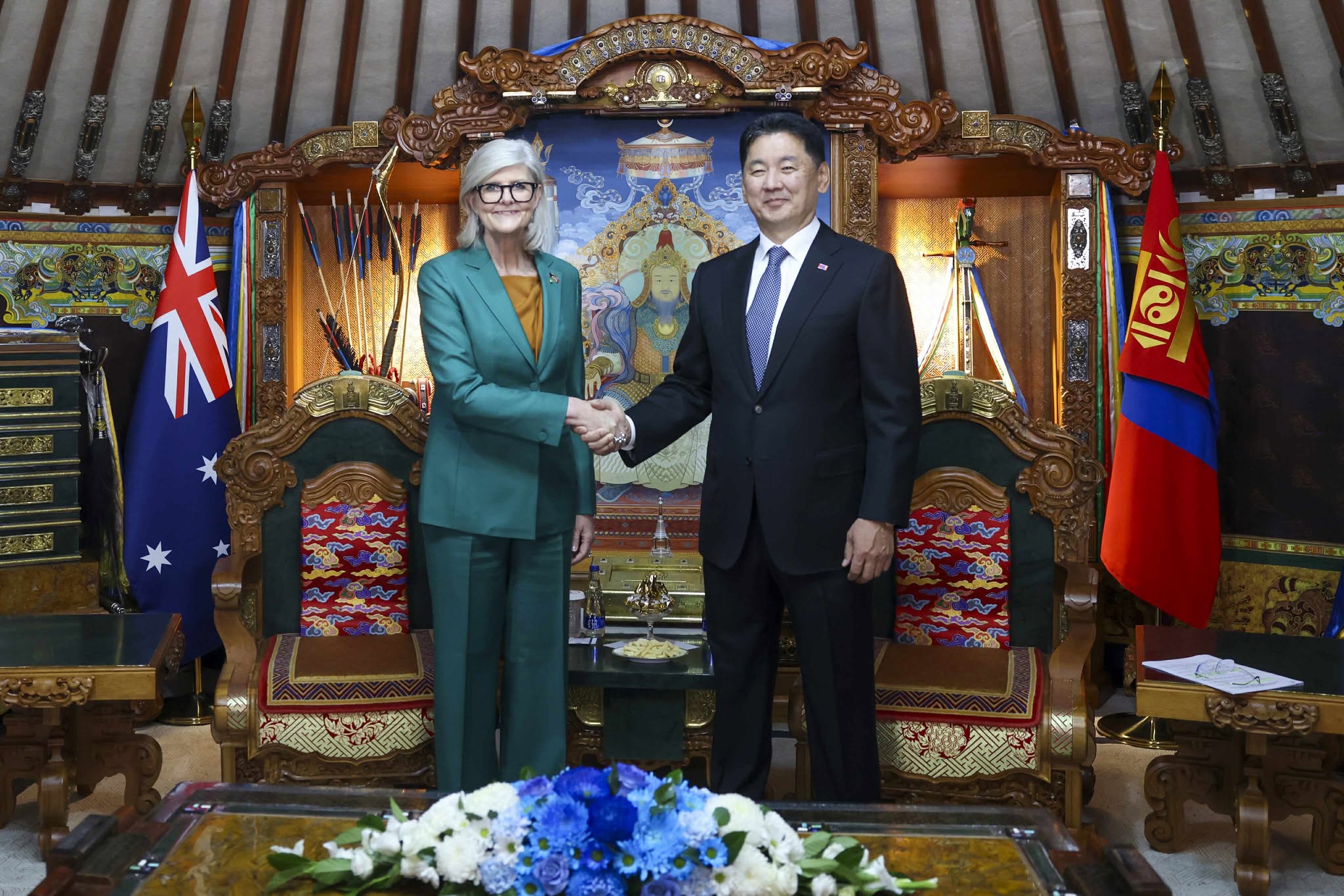 Австралийн Холбооны Улсын Амбан захирагч Саманта Мостин нар албан ёсны уулзалт хийлээ