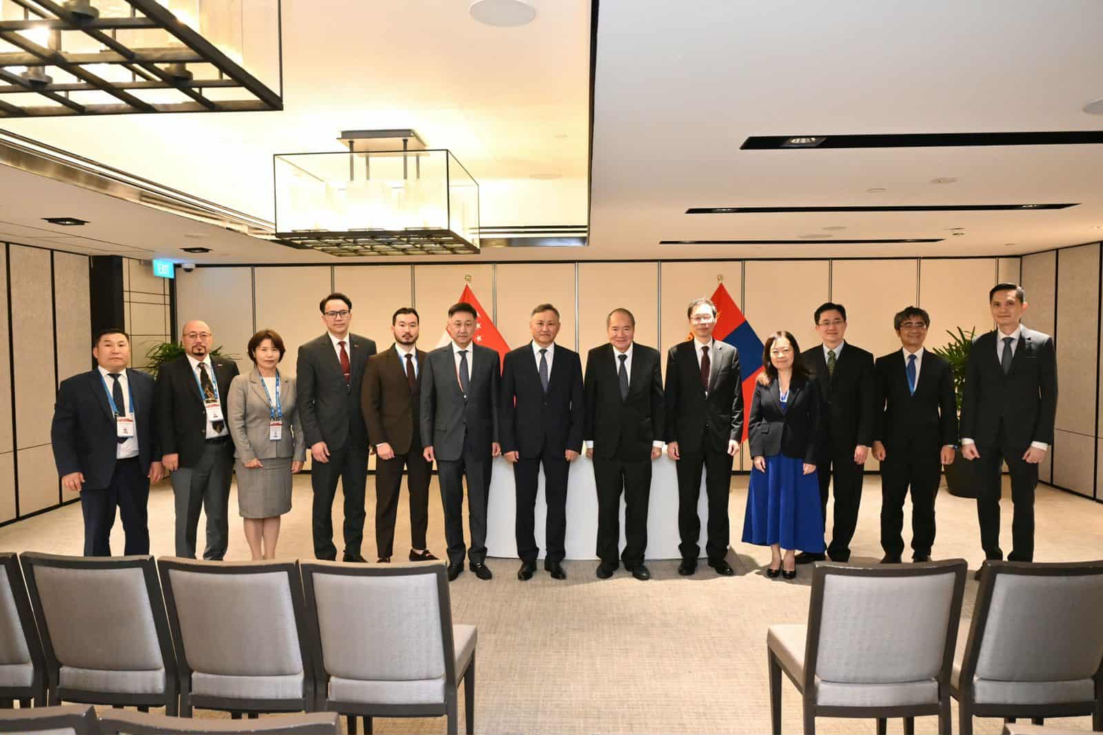 Үндэстэн дамнасан гэмт хэрэгтэй тэмцэхэд Сингапурын туршлагыг судална