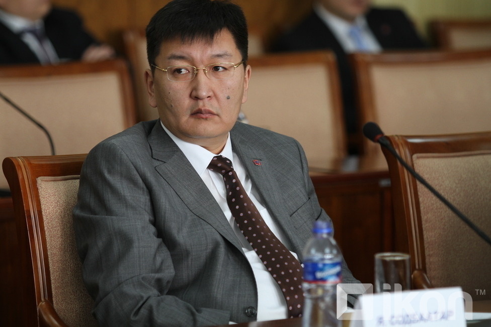 Я.Содбаатар Солонгост эмчилгээ хийлгэж байгаа, түүнийг ирэхээр Удирдах зөвлөл хуралдана гэжээ