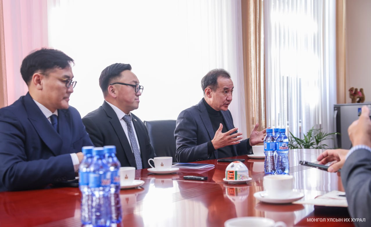 Байнгын хорооны дарга Д.Цогтбаатар “Эрүү шүүлтээс урьдчилан сэргийлэх нийгэмлэг” олон улсын байгууллагын төлөөллийг хүлээн авч уулзав