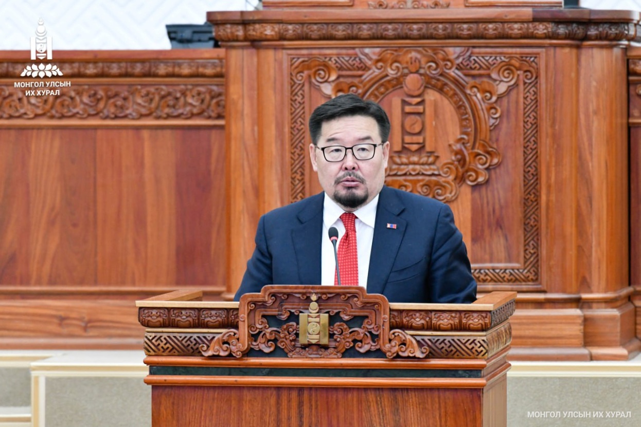 Ерөнхий сайд Г.Занданшатар: Нүүр нүүрээ харж, үнэн худлыг дэнсэлцгээе. Маргааш уулзъя