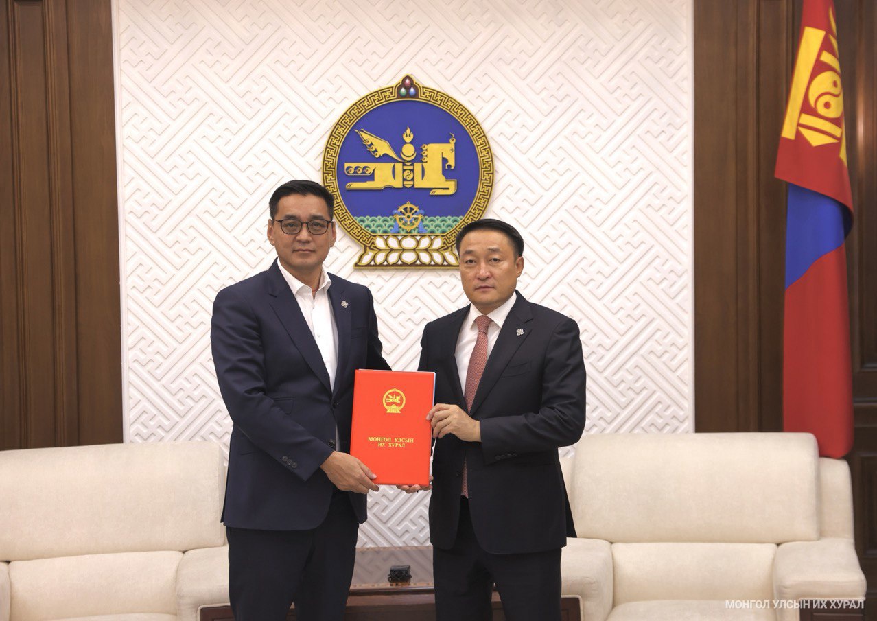 Улс төрийн намын тухай хуульд өөрчлөлт оруулах тухай хуулийн төслийг өргөн барилаа