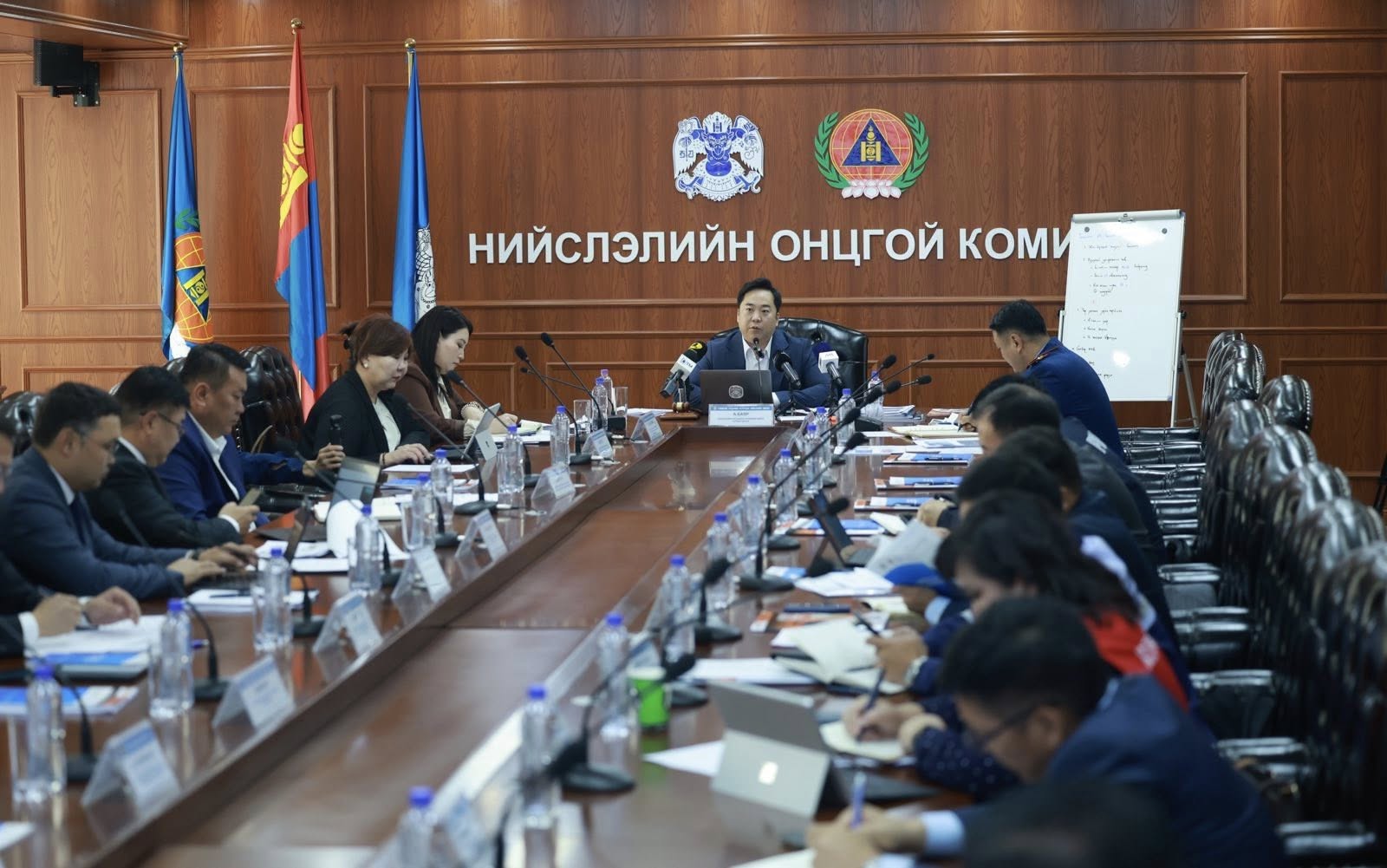 Гамшгийн эрсдэлийг бууруулах нийслэлийн зөвлөлийн ээлжит хуралдаан эхэллээ