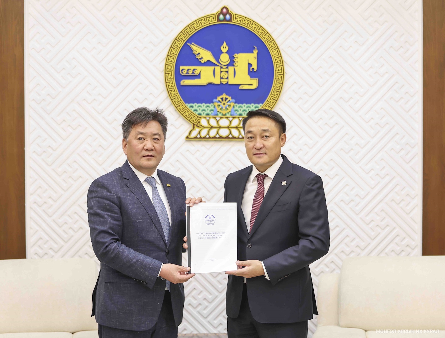 Төрөөс мөнгөний бодлогын талаарх 2026 онд баримтлах үндсэн чиглэлийн төслийг өргөн барьжээ