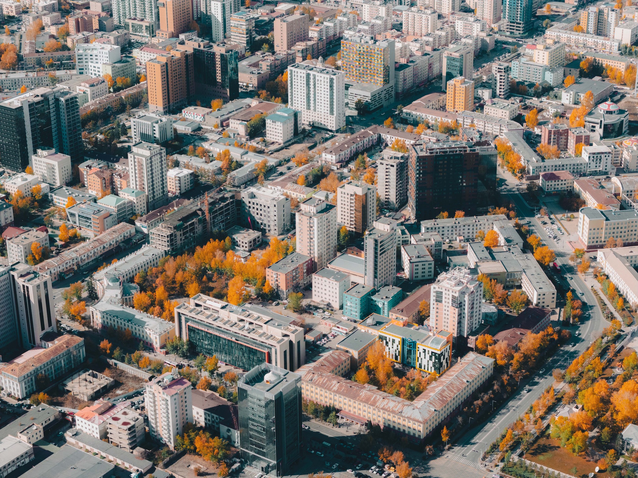 Нийслэл хот орчмоор +23 градус дулаан байна