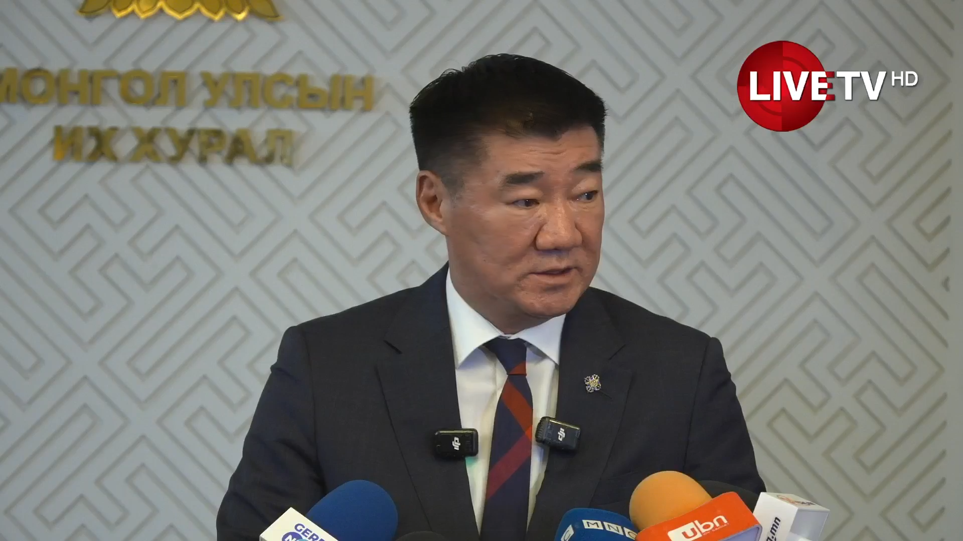 🔴С.Бямбацогт: УИХ, Засгийн газар аль аль нь ажлаа хийх ёстой. Төсвийг хэлэлцэх эсэх нь УИХ-ын бүрэн эрх