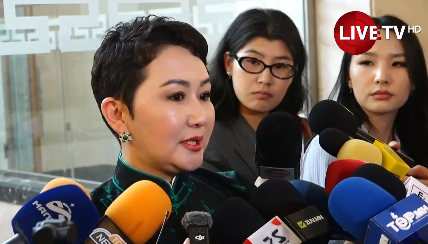 🔴Б.Батцэцэг: Д.Амарбаясгалан дарга албан тушаалаа өгөөд шалгуулах ёстой