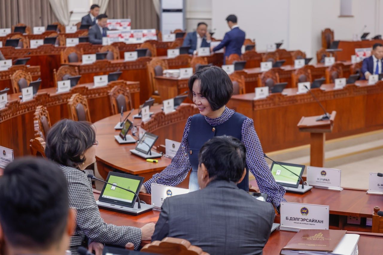 ХАА-н тухай хууль, Хүнсний тухай хуульд нэмэлт, өөрчлөлт оруулах хуулийн төслийг УИХ-аар хэлэлцэхийг дэмжлээ