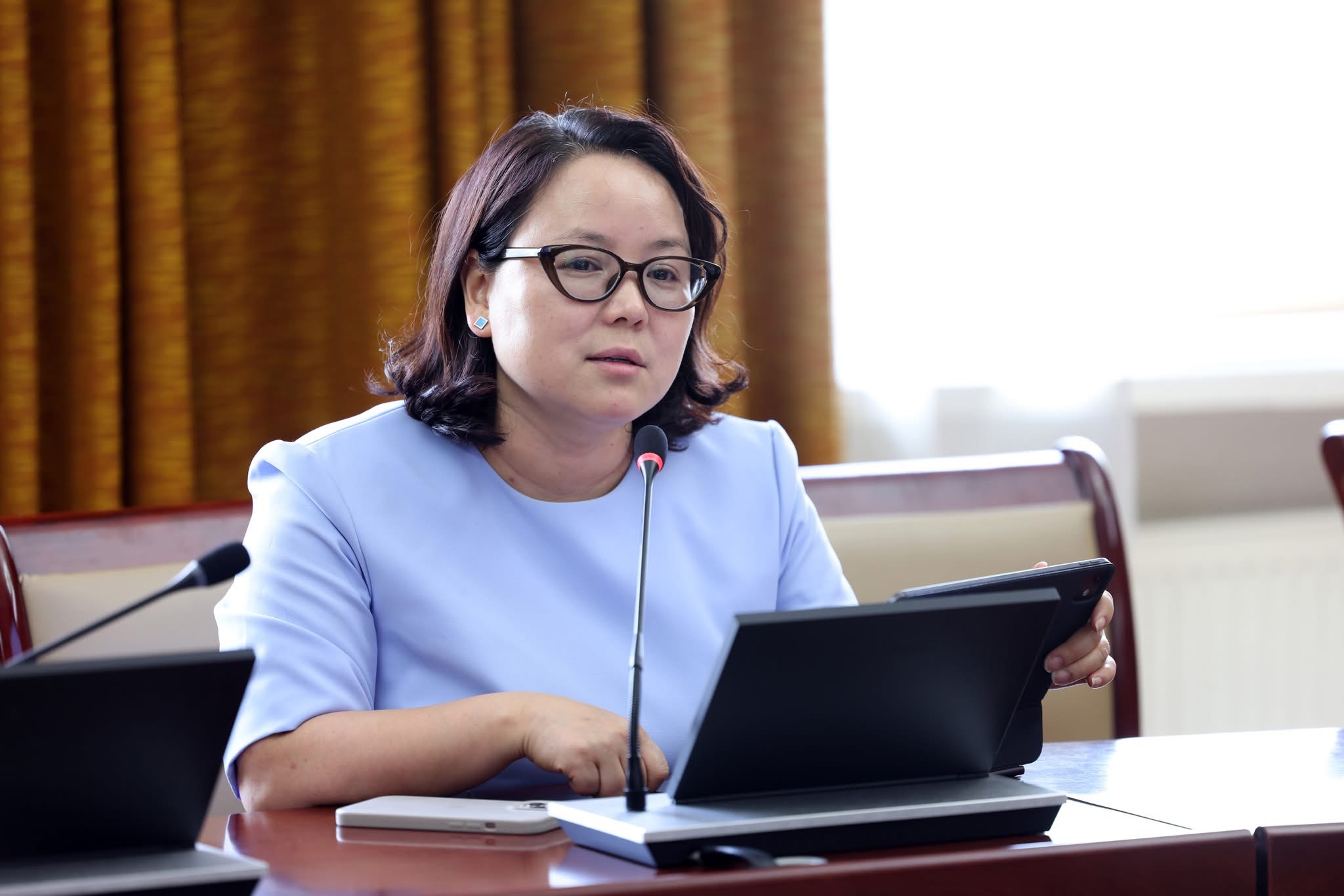 🔴 О.Саранчулуун: Та нар 10-20 жил улс төрд байхдаа юу хийв ээ? Бидний залуу улс төрчдөд юу заагаад байгаа юм бэ?