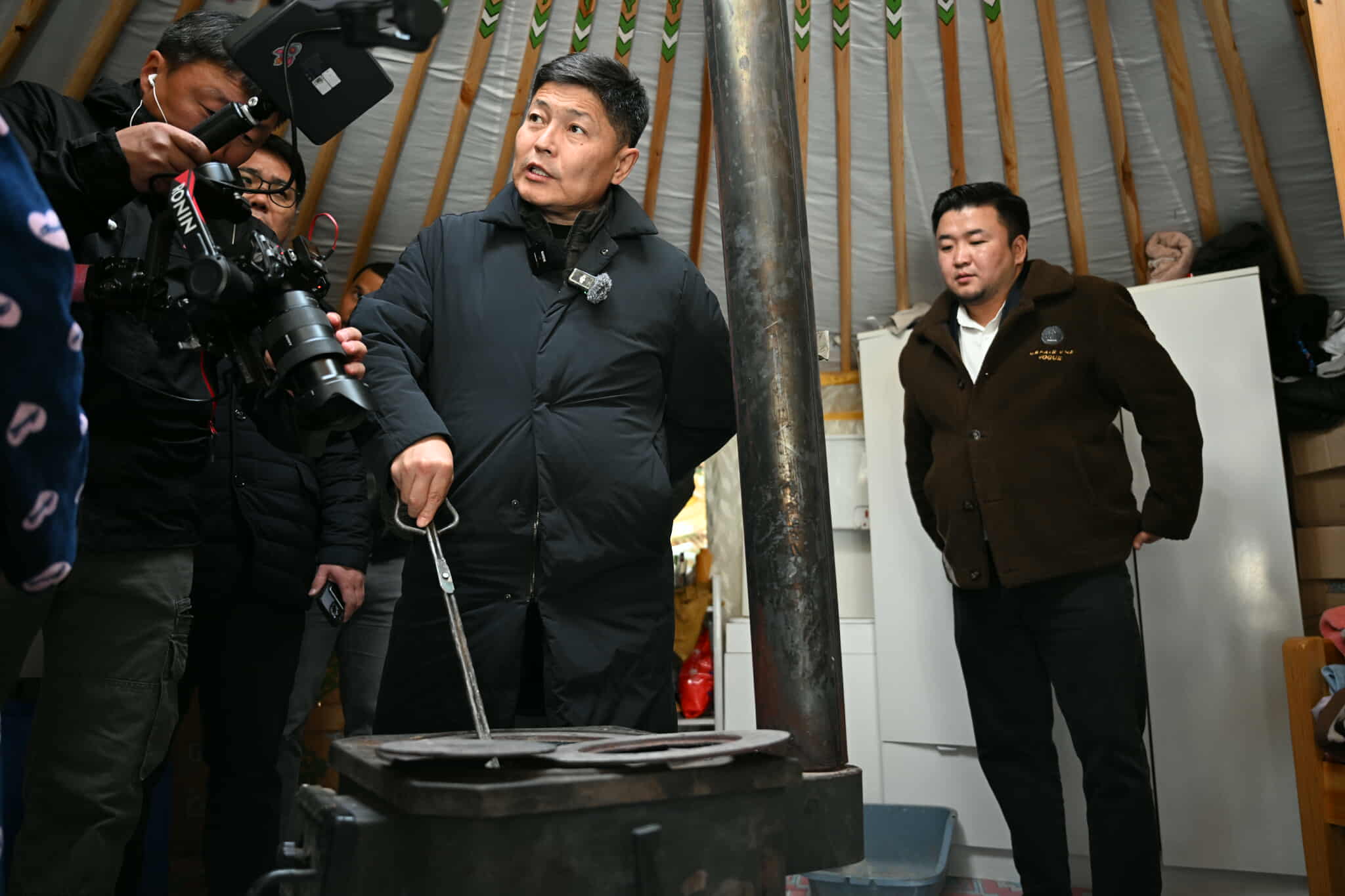 🔴 Х.Нямбаатар: Ирэх жил нийслэл, "Эрдэнэс Монгол" ХХК-тай хамтран Багануурын уурхайгаа түшиглэж, хагас коксон түлшний үйлдвэр барина