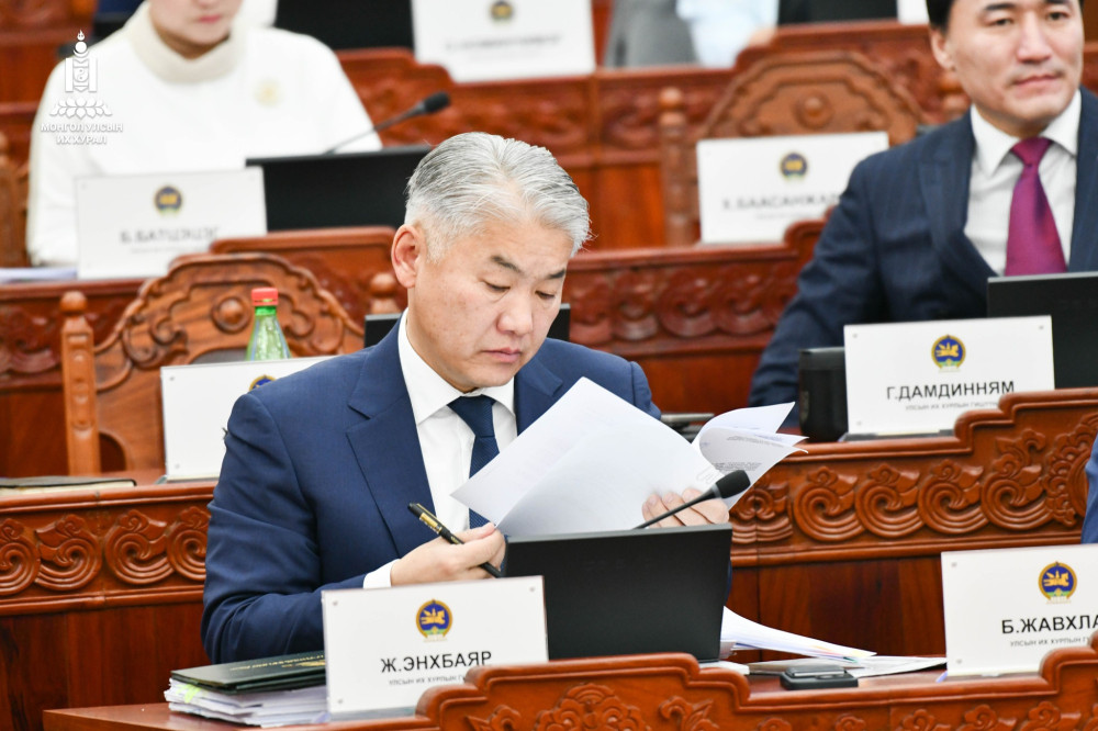 🔴Ж.Энхбаяр: Байнгын хорооны саналыг сонсоод, УИХ Үндсэн хуульд зааснаар Ерөнхий сайдыг огцруулъя гэж санал хураадаг юм