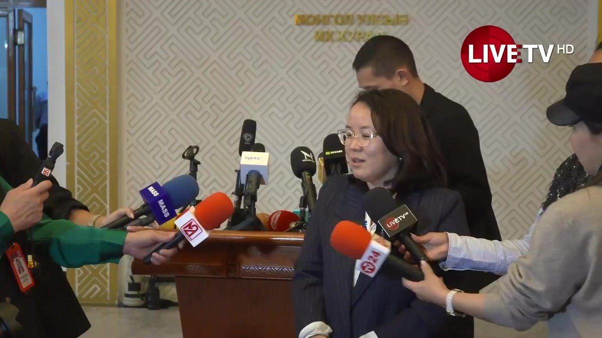 🔴LIVE: УИХ-ын гишүүн О.Саранчулуун: Чуулгандаа суухгүй байгаа гишүүд баян айлын эрх хүүхдүүд шиг аашилж байна