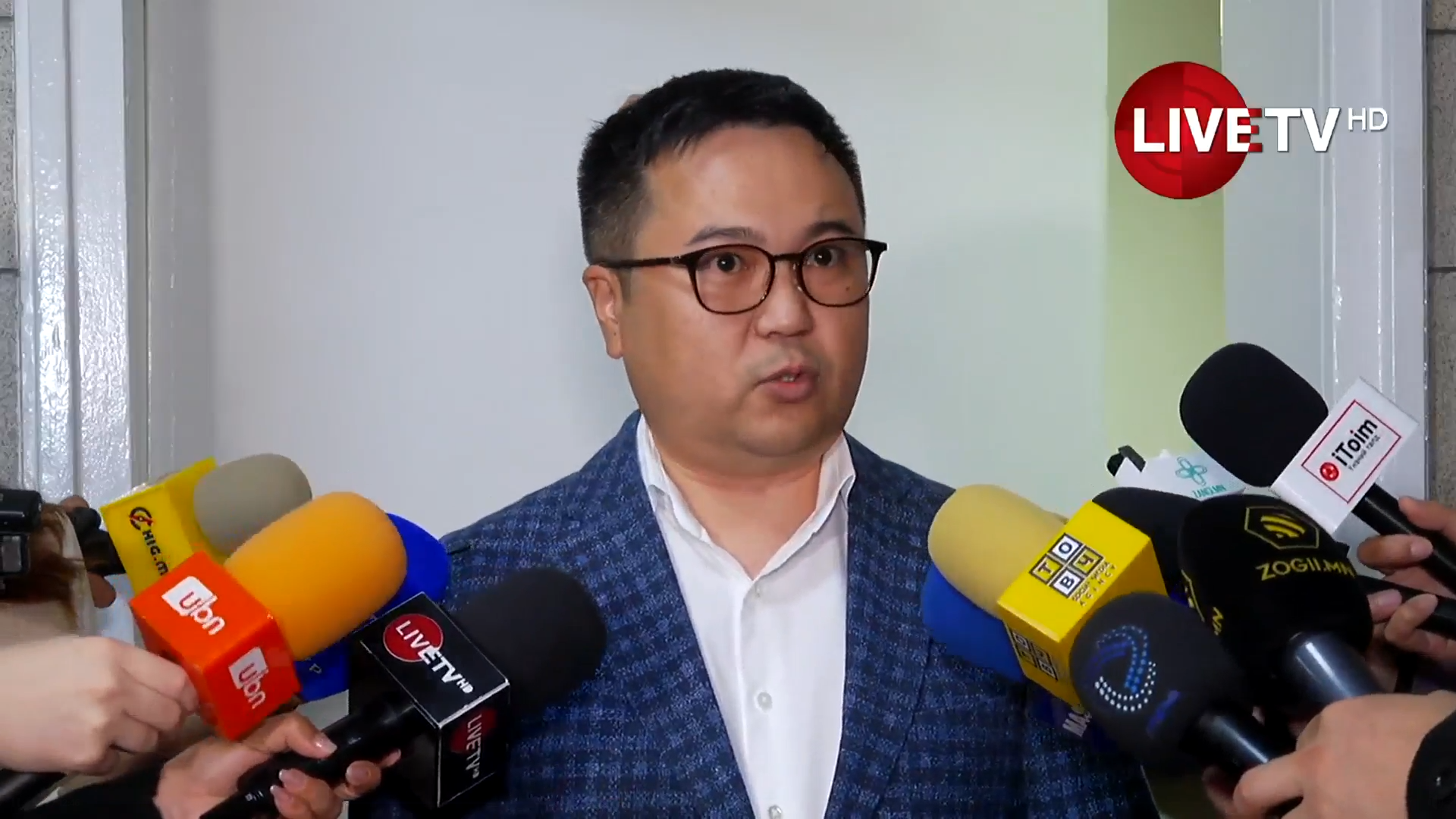 🔴П.Сайнзориг: Үндсэн хуулийн цэц дайн байлдаан, онц байдал зарласан үeд гурван хоногийн дотор их суудлын хуралдаанаа зарладаг