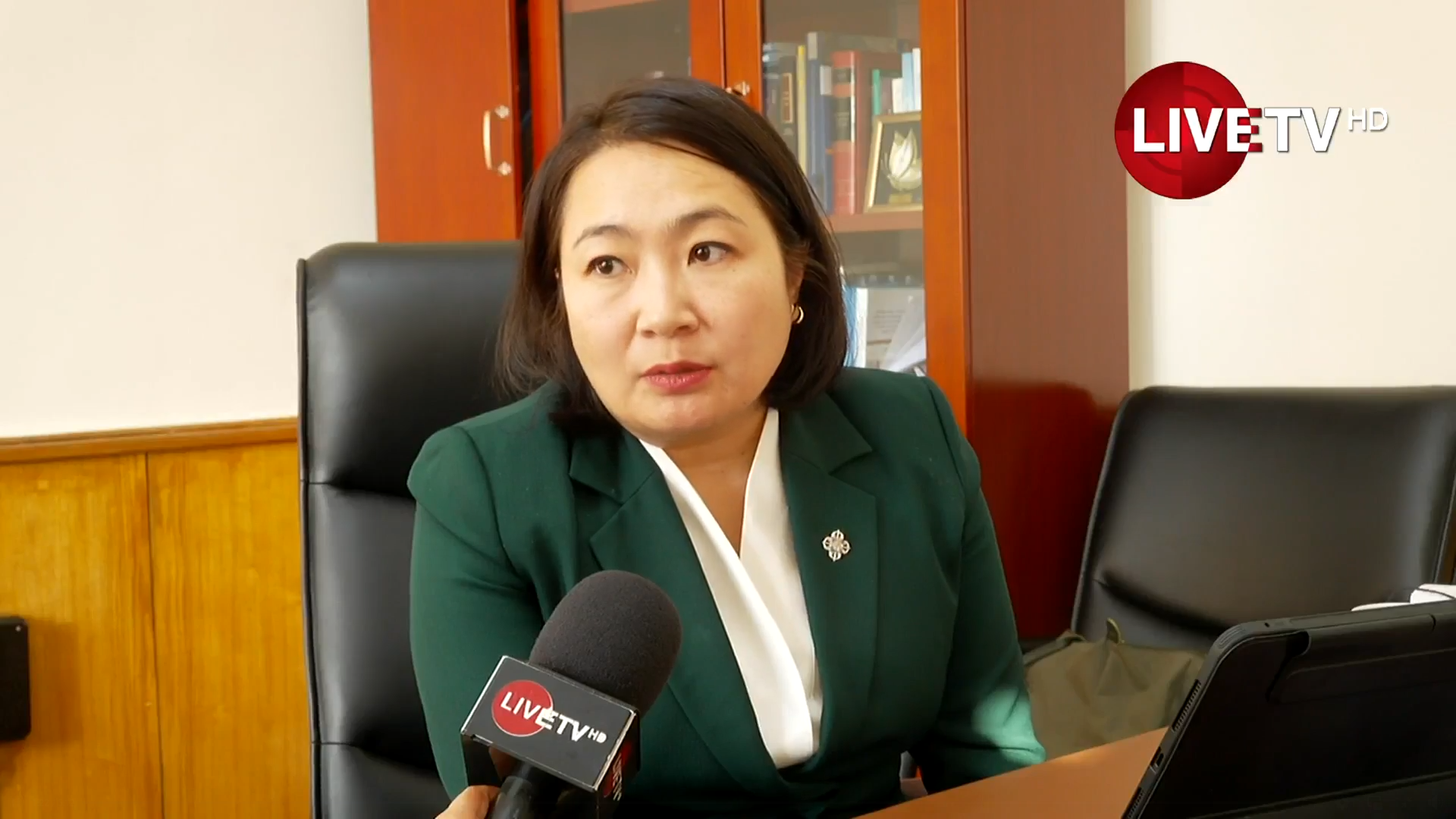 🔴О.Номинчимэг: Үндсэн хуулийн цэц процессын алдаа гаргаж, Ерөнхий сайдыг огцруулах асуудлыг хэлэлцэх гэж байна