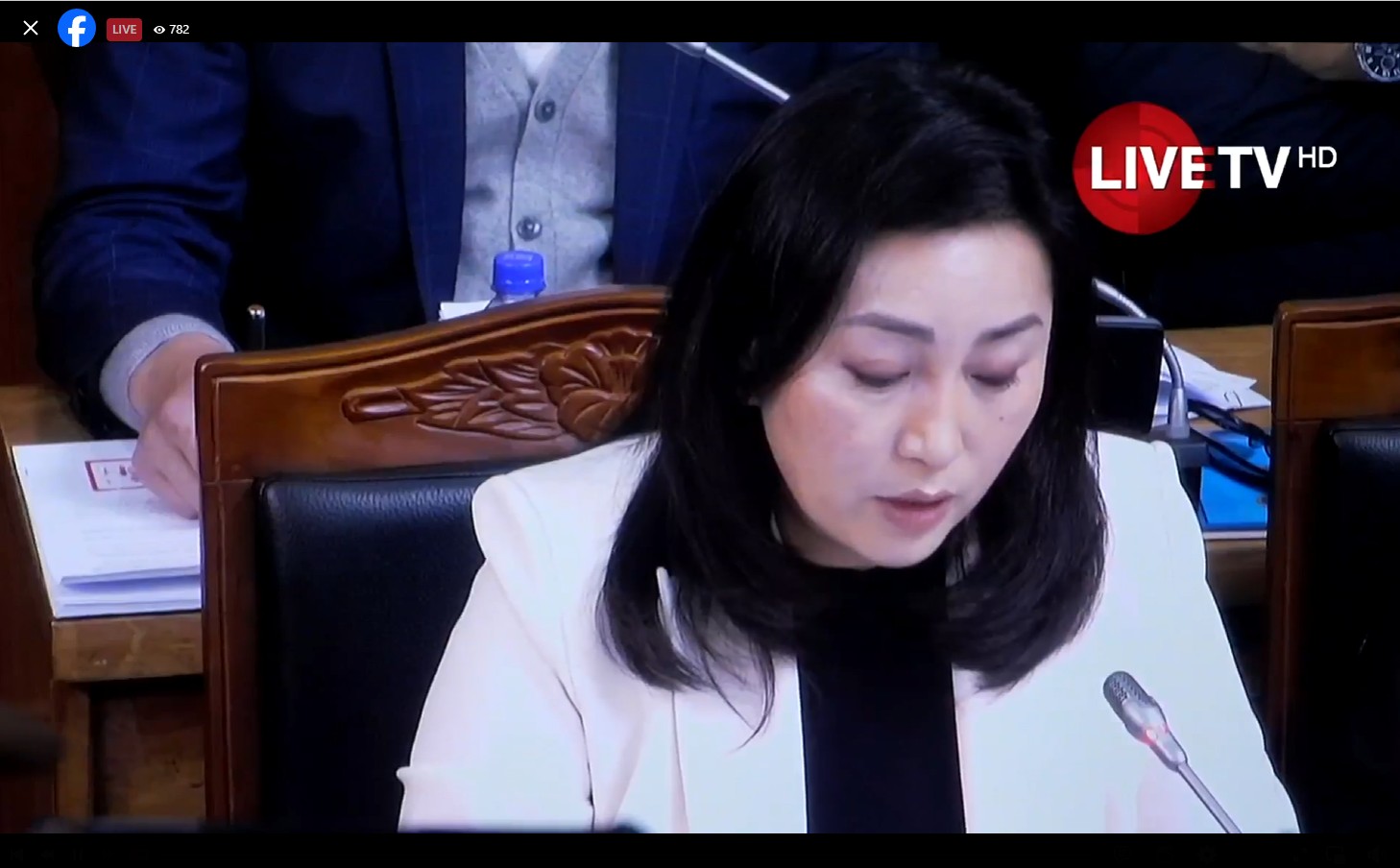 LIVE: Ерөнхий сайдыг огцруулсан шийдвэр нь Үндсэн хууль зөрчсөн эсэхийг хэлэлцэх ҮХЦ-ийн Их суудлын хуралдаан