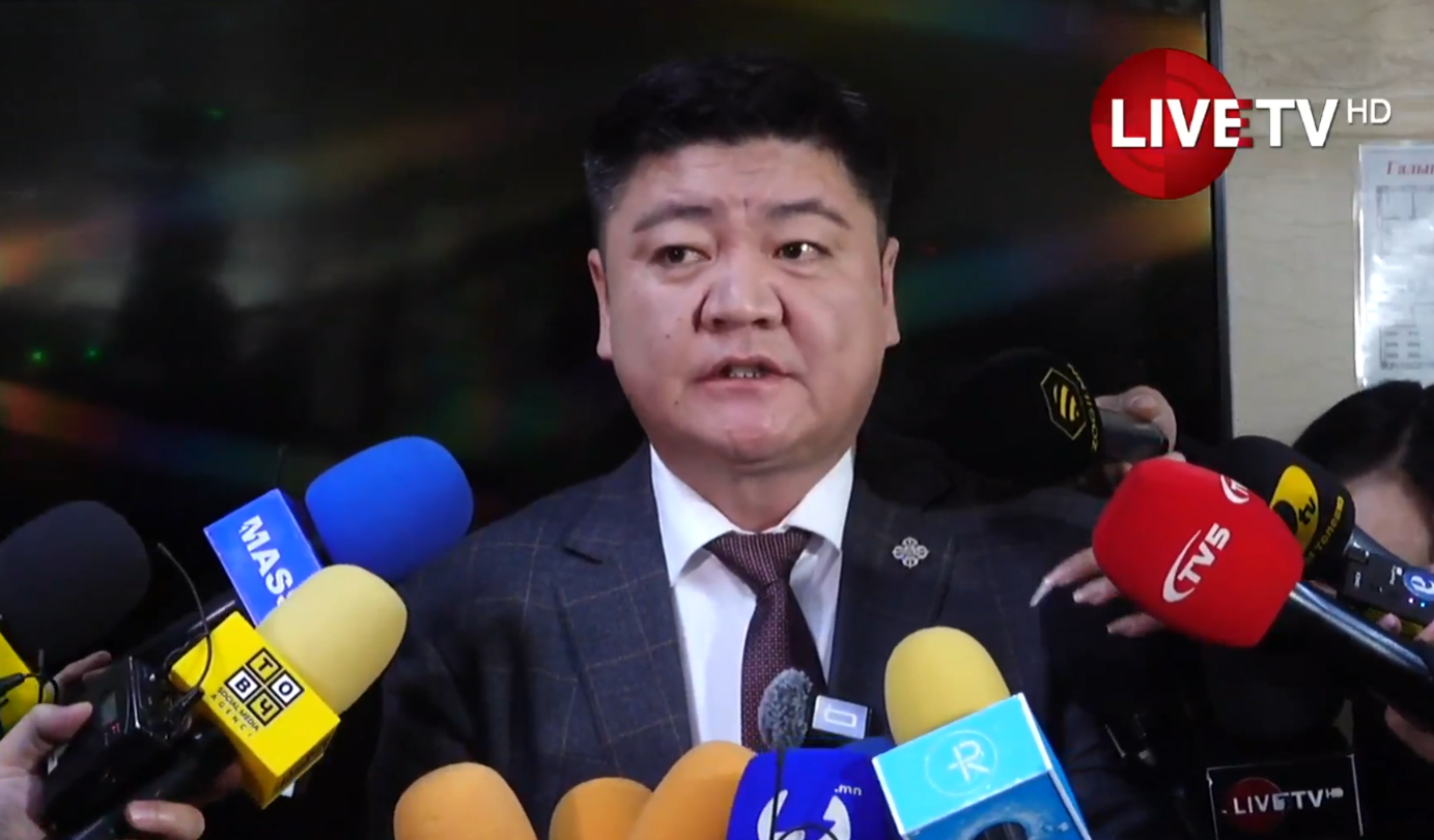 🔴Ц.Сандаг-Очир: ҮХЦ хэт нэг талыг барьж байгаа учраас Их суудлын хуралдааны шийдвэр яаж гарах нь тодорхой байна