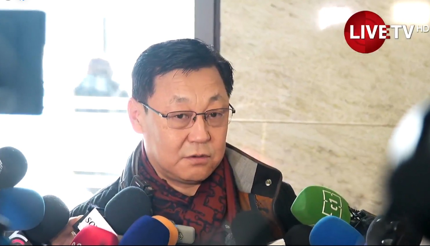 Ерөнхий сайд асан Ж.Эрдэнэбат: Намын даргыг намын Их хурлаар шийдэх ёстой гэсэн байр суурин дээрээ байгаа