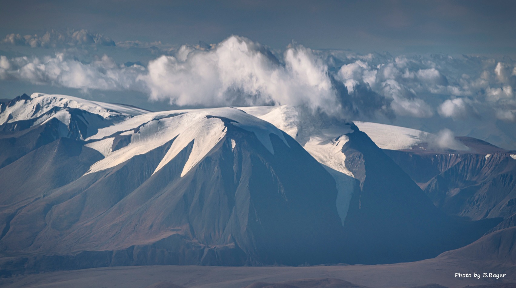 Өнөөдөр ихэнх нутгаар цаг агаар тогтуун, өдөртөө дулаан