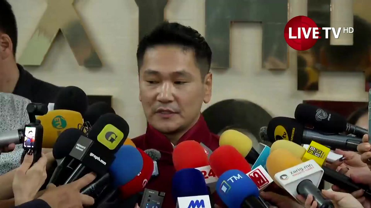 🔴Жүжигчин С.Ариунбямбыг МУГЖ цол тэмдгээр шагналаа