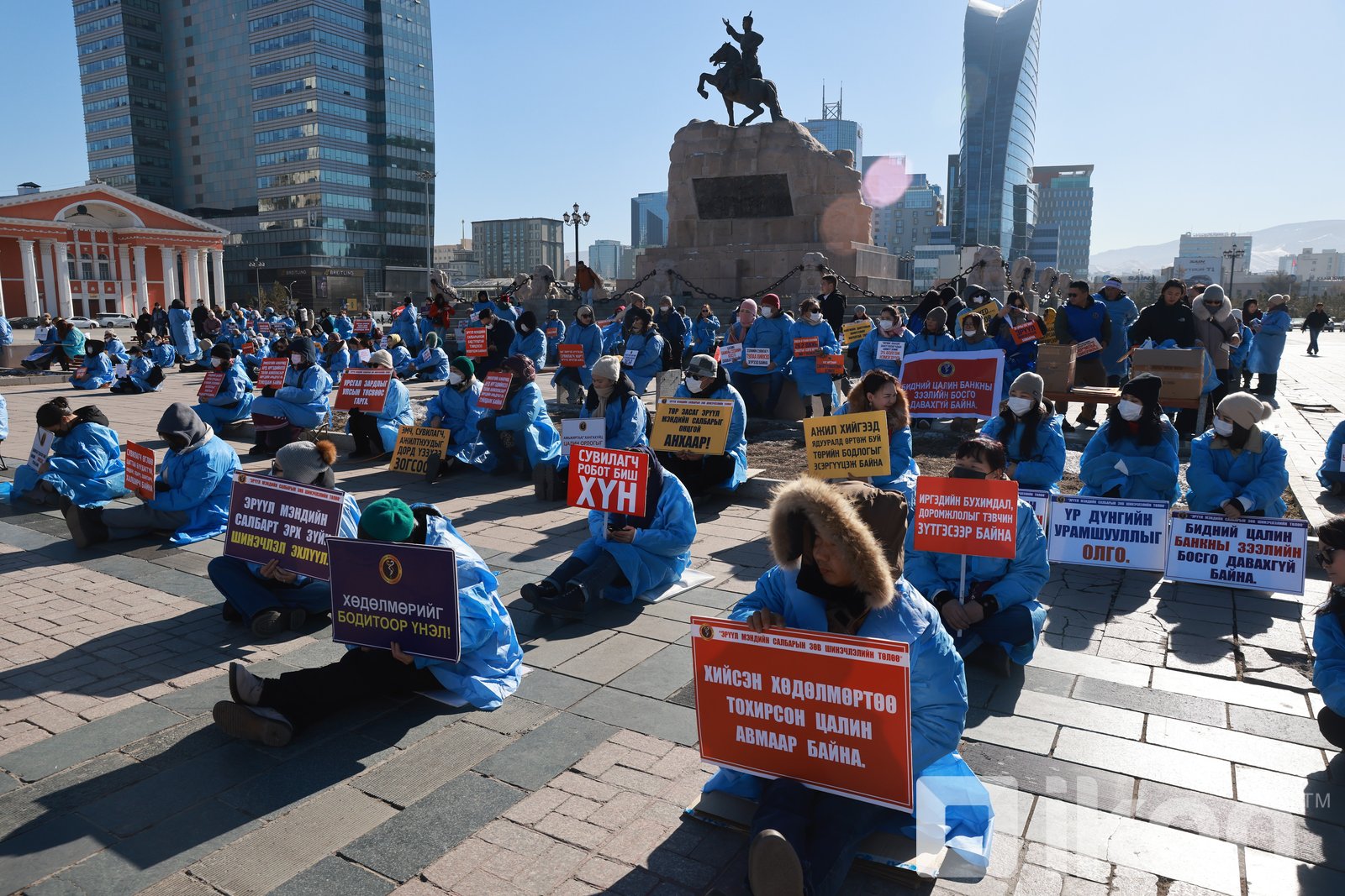 Хот, хөдөөгийн дараах 14 эмнэлэг ажил хаялт зарлажээ