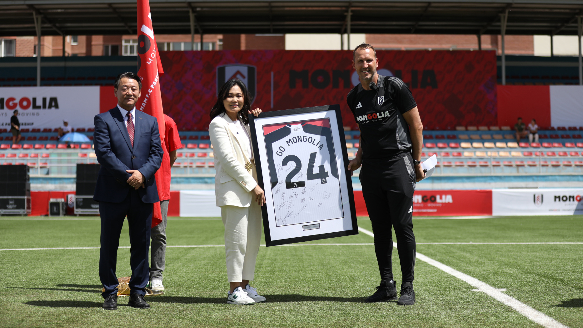 “Фулхэм” хөлбөмбөгийн клубтэй байгуулсан гэрээний хэрэгжилтэд хяналт шалгалт хийнэ