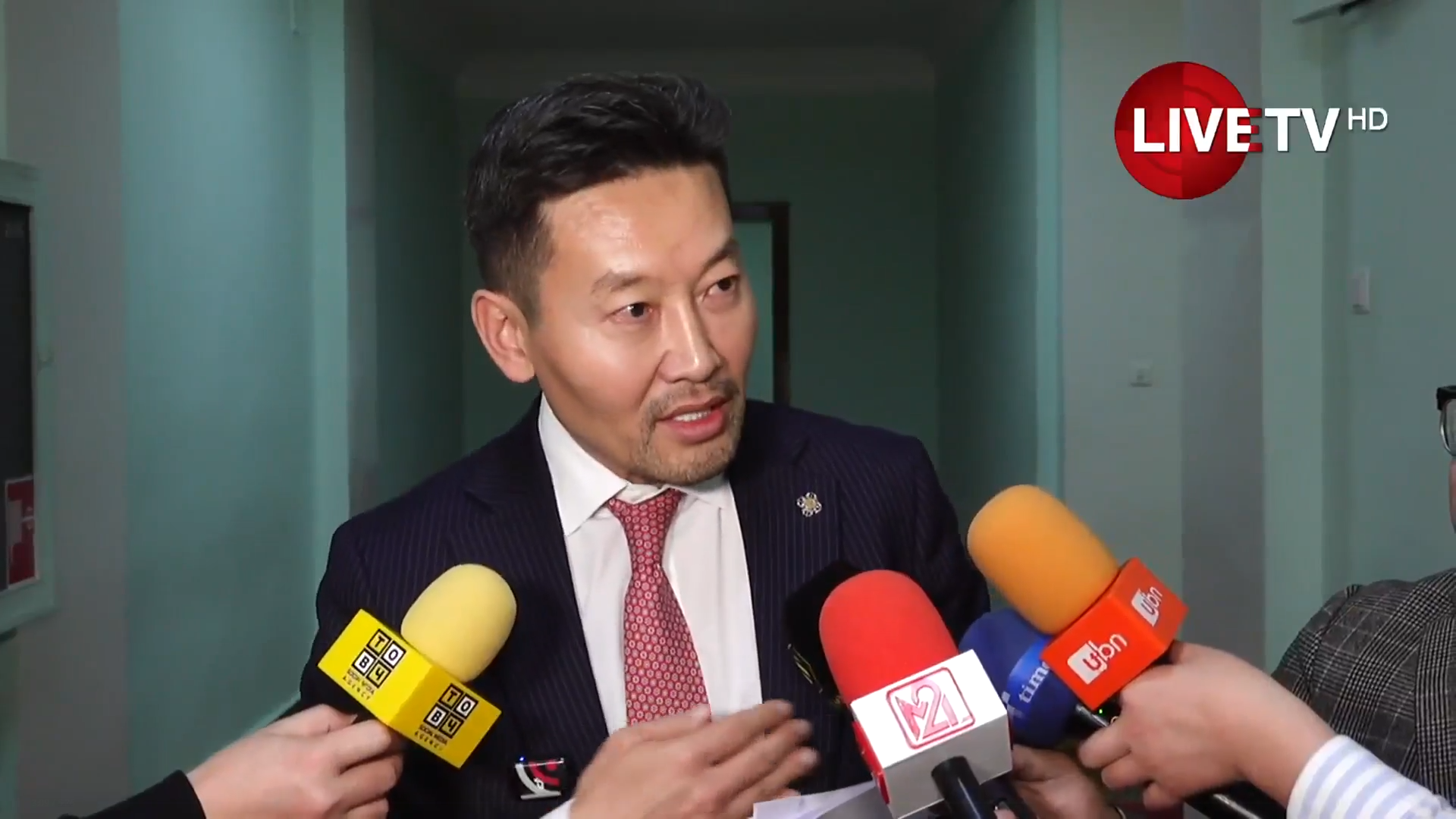 🔴Х.Ганхуяг: Ногоон, улаан лааз өргөж байгаа нь зарим саналаа дэмжүүлэх гэсэн санаа