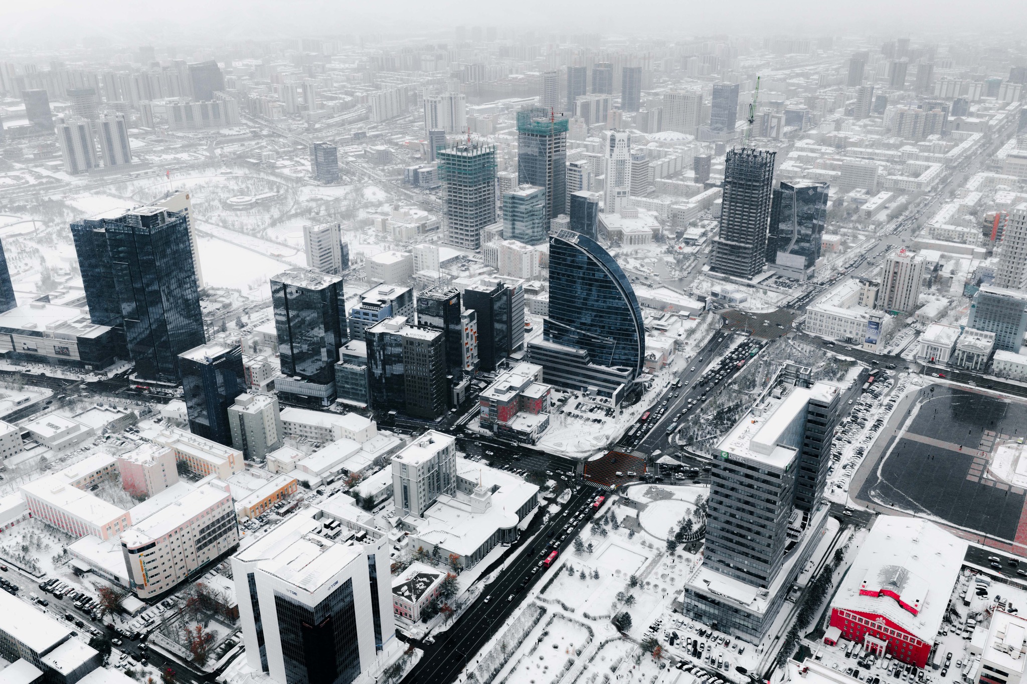 Нийслэл хот орчмоор эрс хүйтэрнэ