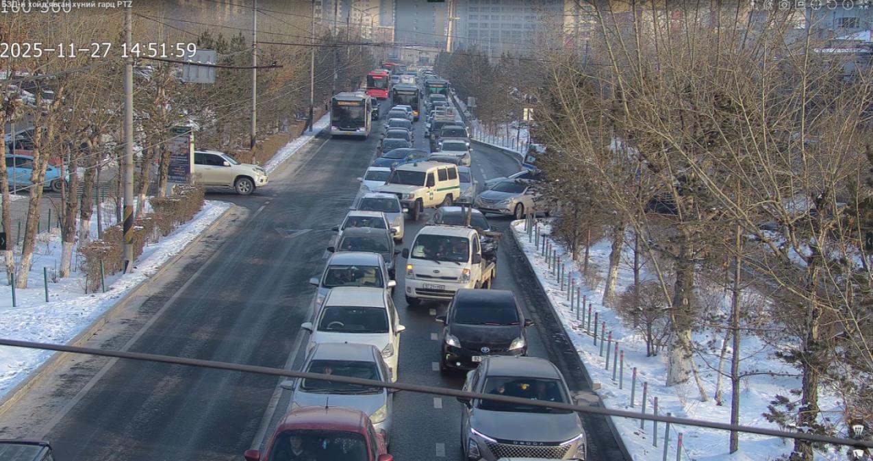 Офицеруудын ордноос Ботаник хүртэлх нэгдүгээр эгнээг бүрэн чөлөөлнө