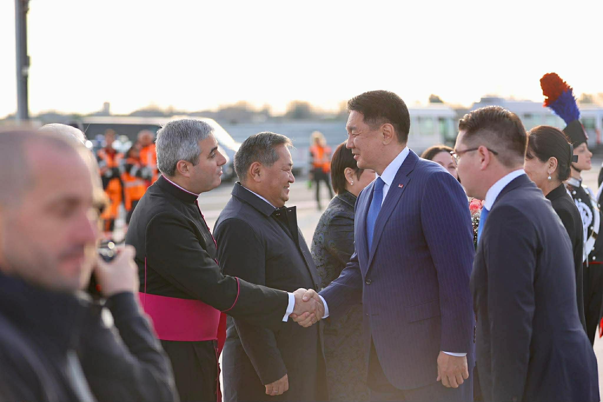 Ерөнхийлөгчийн Итали улсад хийж буй айлчлалын хамгийн том зорилго юу вэ?