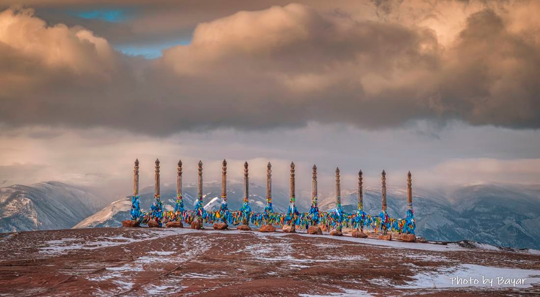 Баруун болон төвийн аймгуудын зарим нутгаар цас орж байна