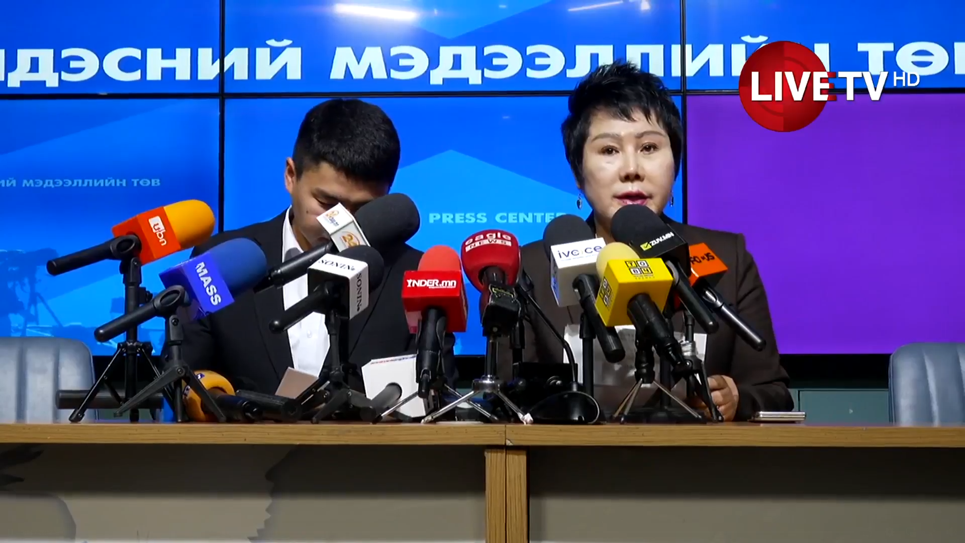 🔴Улсын ерөнхий прокурор асан Д.Дорлигжавын төрсөн дүү Д.Баатар "Та нар казино тоглоод алдсан гэж бод" гэсэн